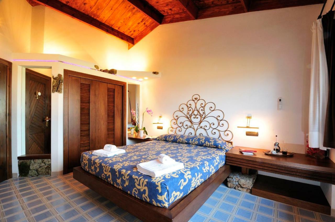 Residence L'Ea Di Lavru - Appartamenti Mono-Bilo-Trilocali 波尔图圣保罗 外观 照片